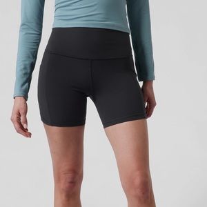 ATHLETA salutation stash pocket